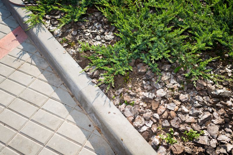 Garden Curbing Installation